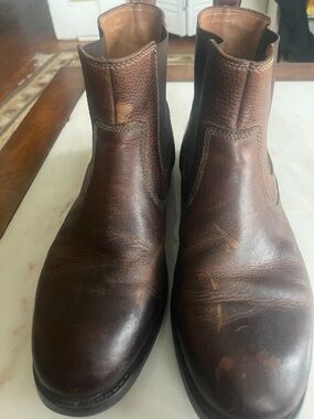 Clarks Men's Brown Leather Chukka Boots